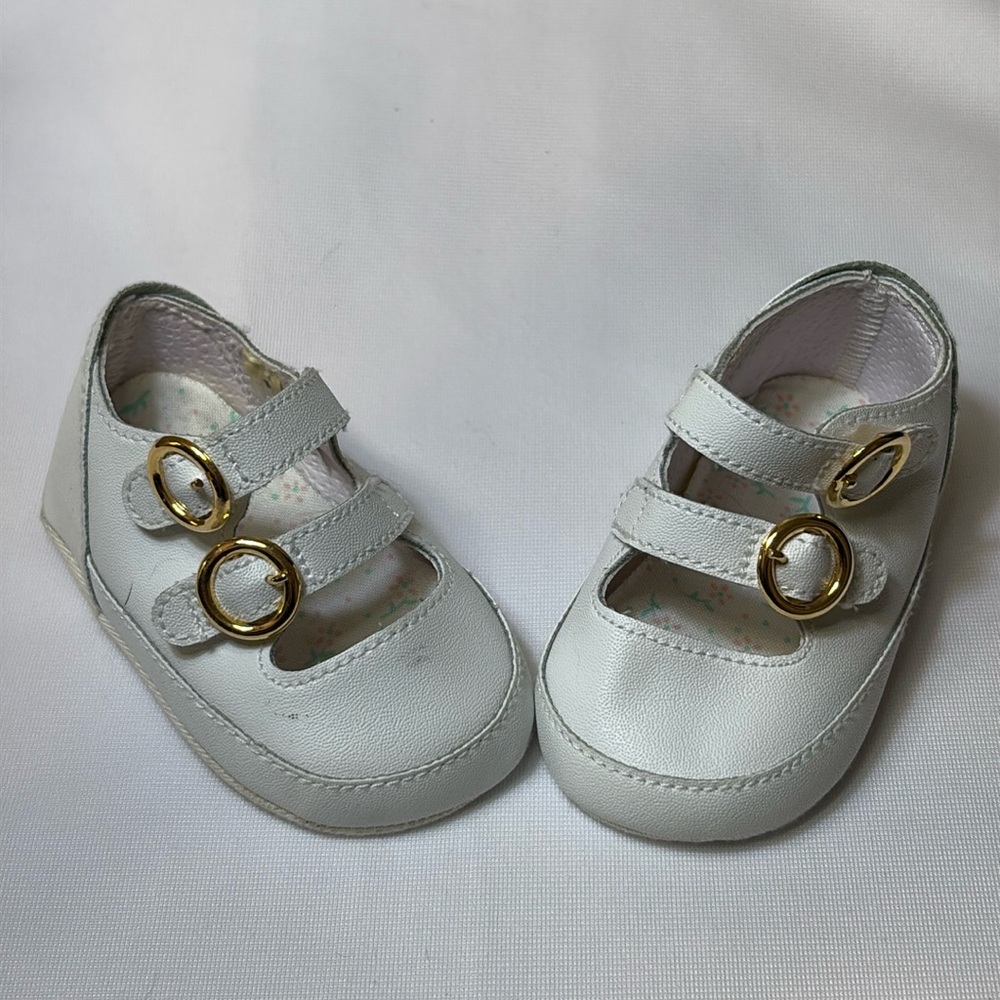 White infant shoes